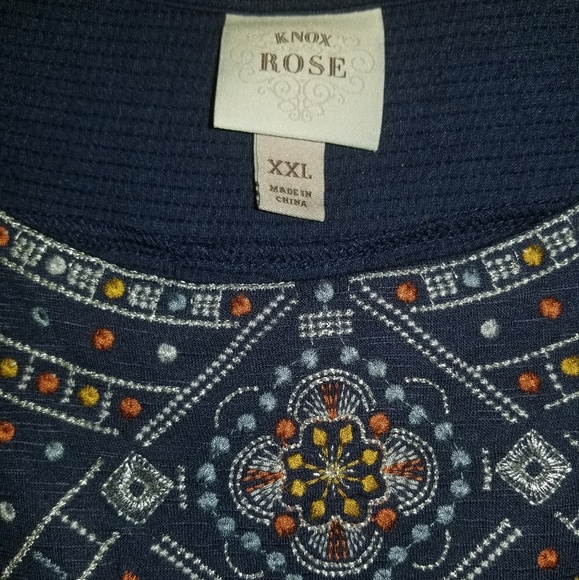 Knox Rose Embroidered tank - Picture 2 of 2